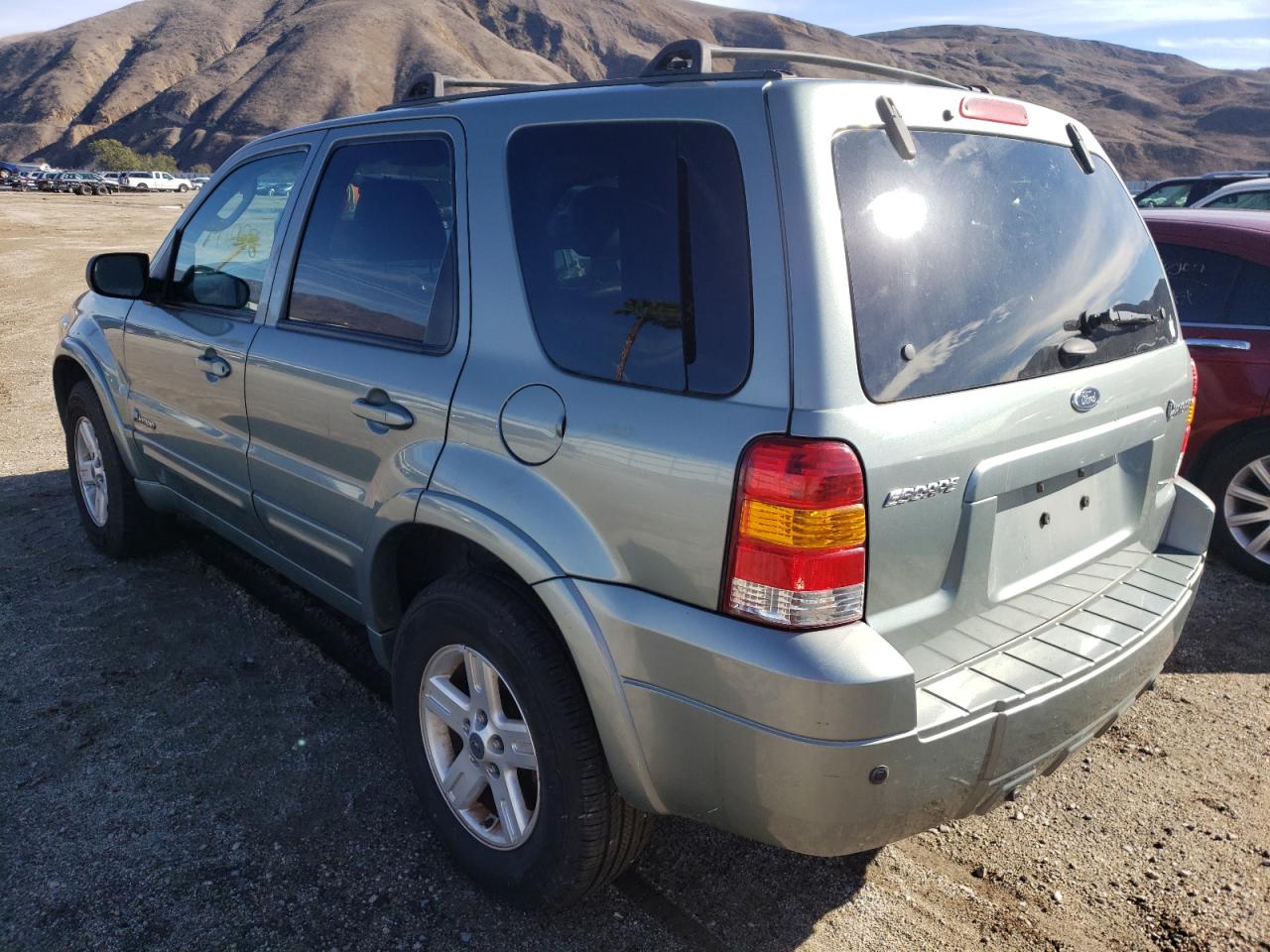 Photo 3 from auction – 2006 FORD ESCAPE HEV with VIN 1FMCU96H76KB21068