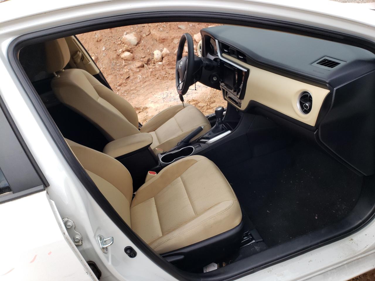 Photo 5 from auction – 2018 TOYOTA COROLLA L with VIN 5YFBURHE7JP831973
