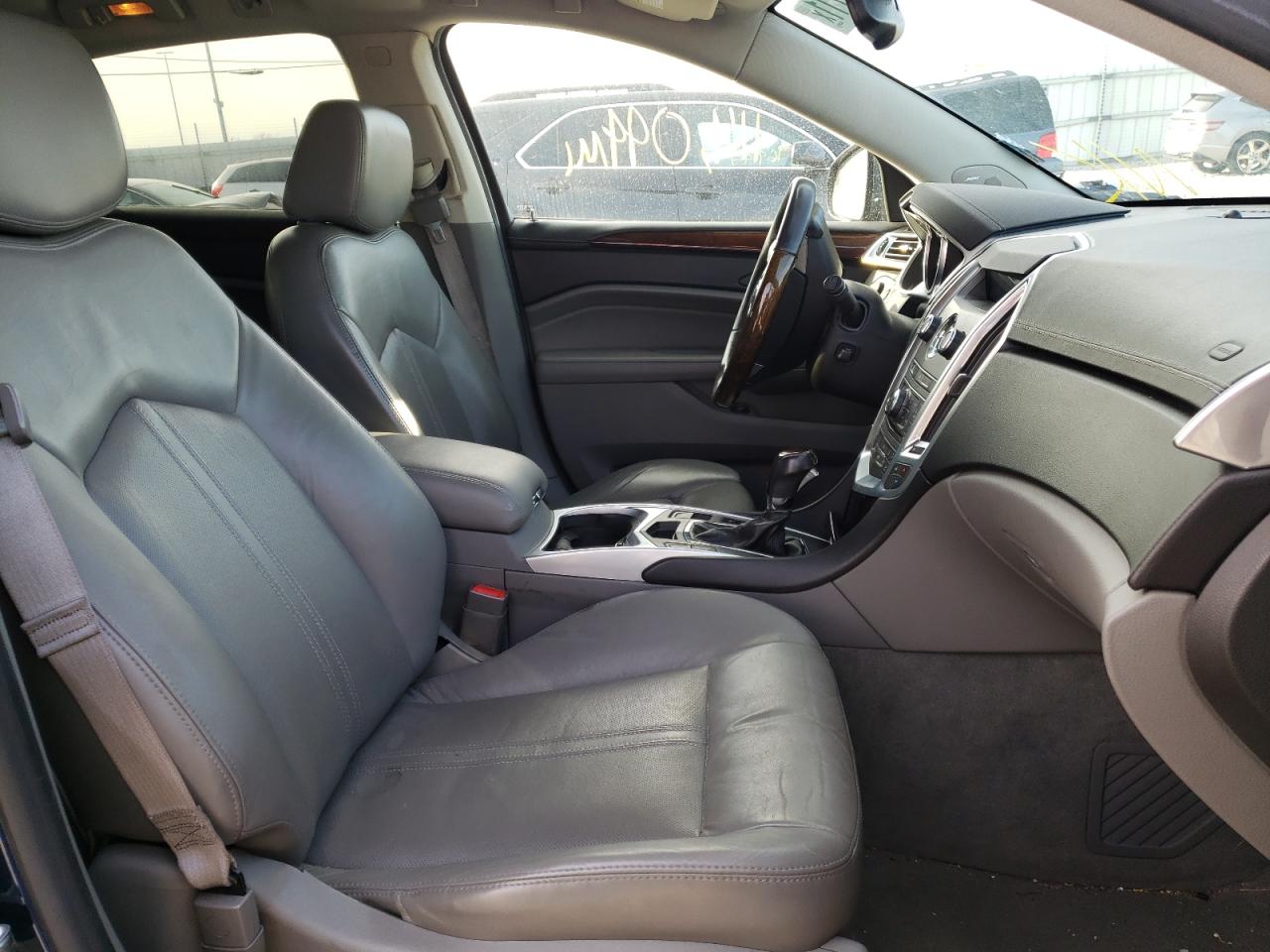 Photo 5 from auction – 2011 CADILLAC SRX LUXURY with VIN 3GYFNDEY5BS540029