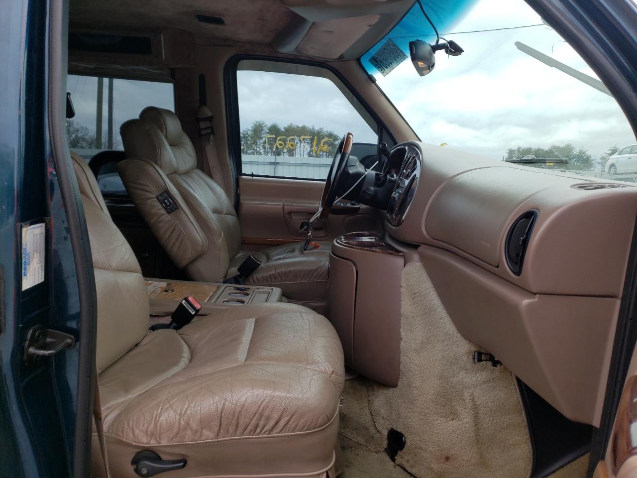 Photo 5 from auction – 1998 FORD ECONOLINE with VIN 1FDRE14L4WHB85890