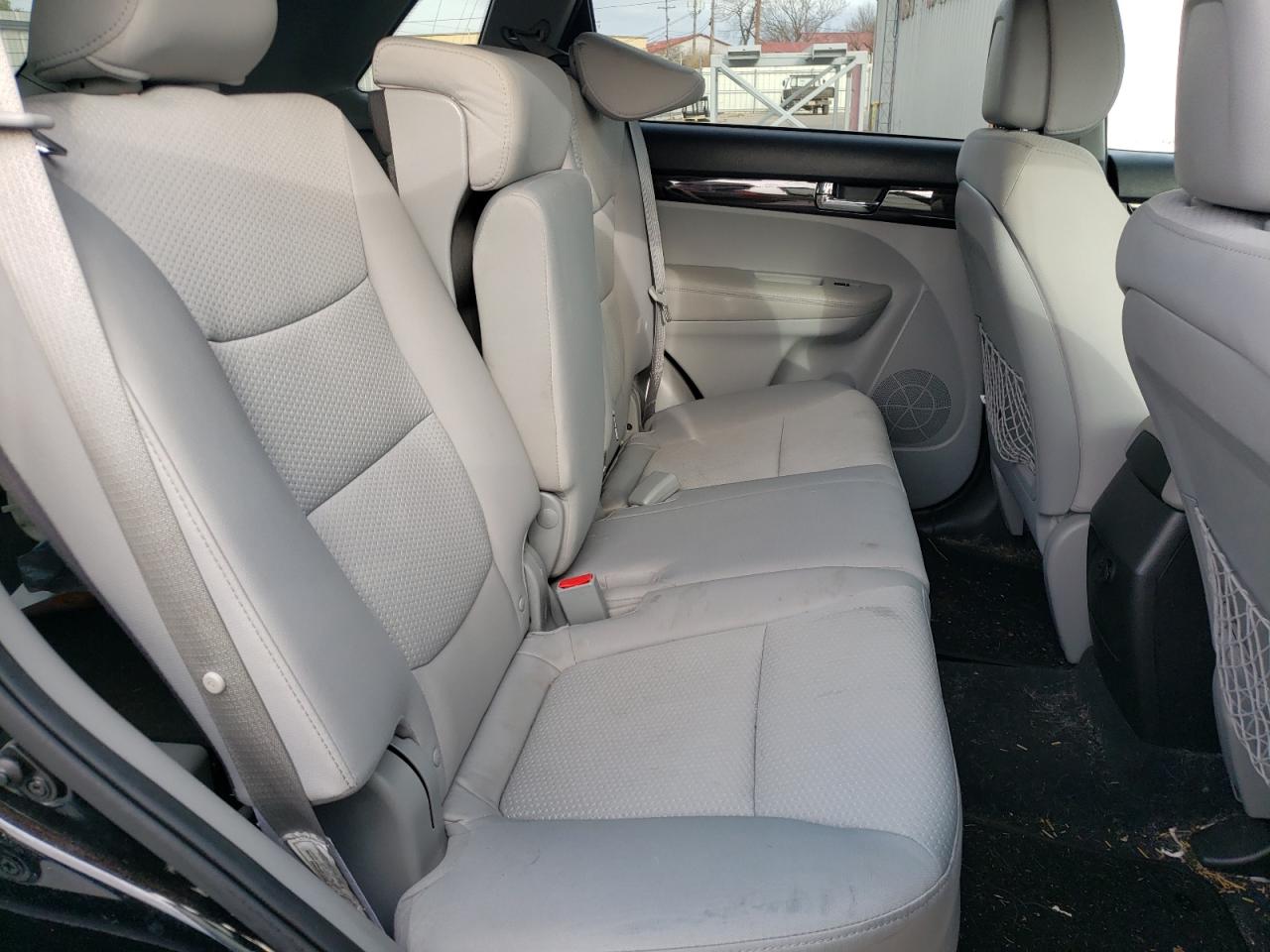 Photo 6 from auction – 2012 KIA SORENTO BA with VIN 5XYKT3A15CG281185