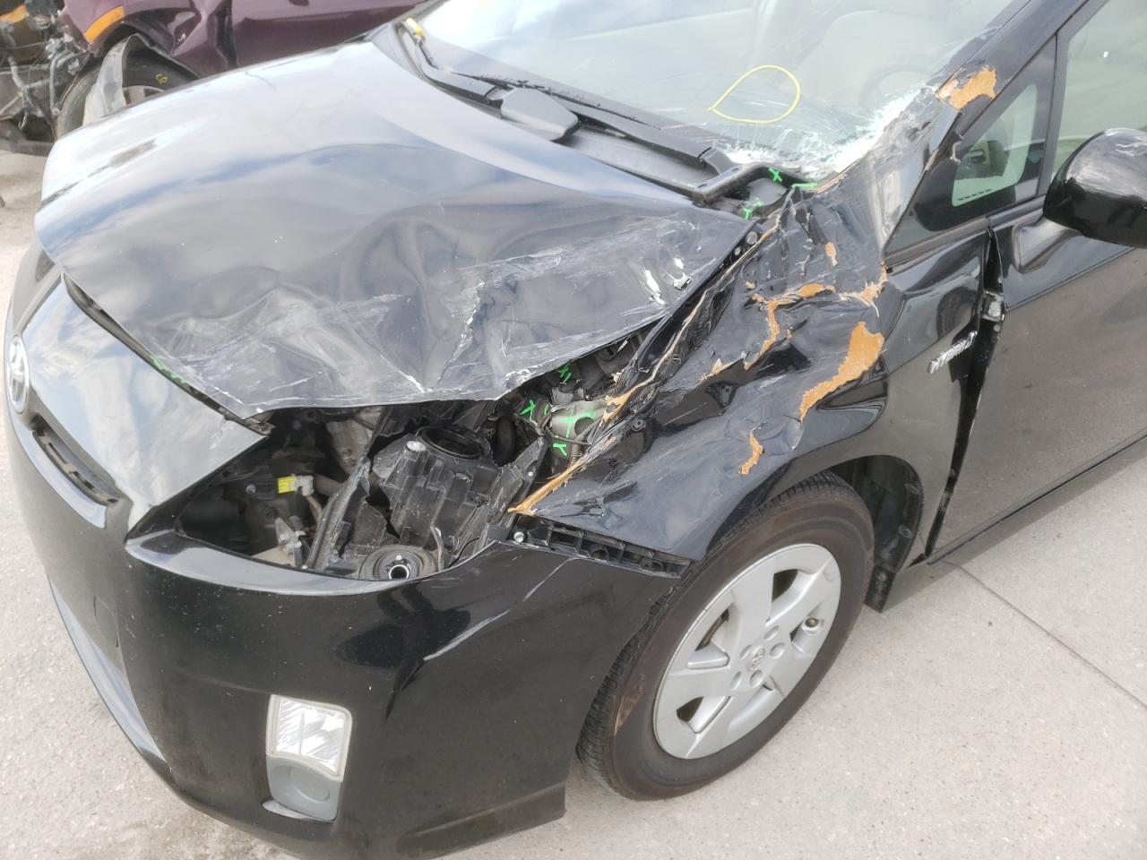 Photo 9 from auction – 2011 TOYOTA PRIUS with VIN JTDKN3DU3B5331783