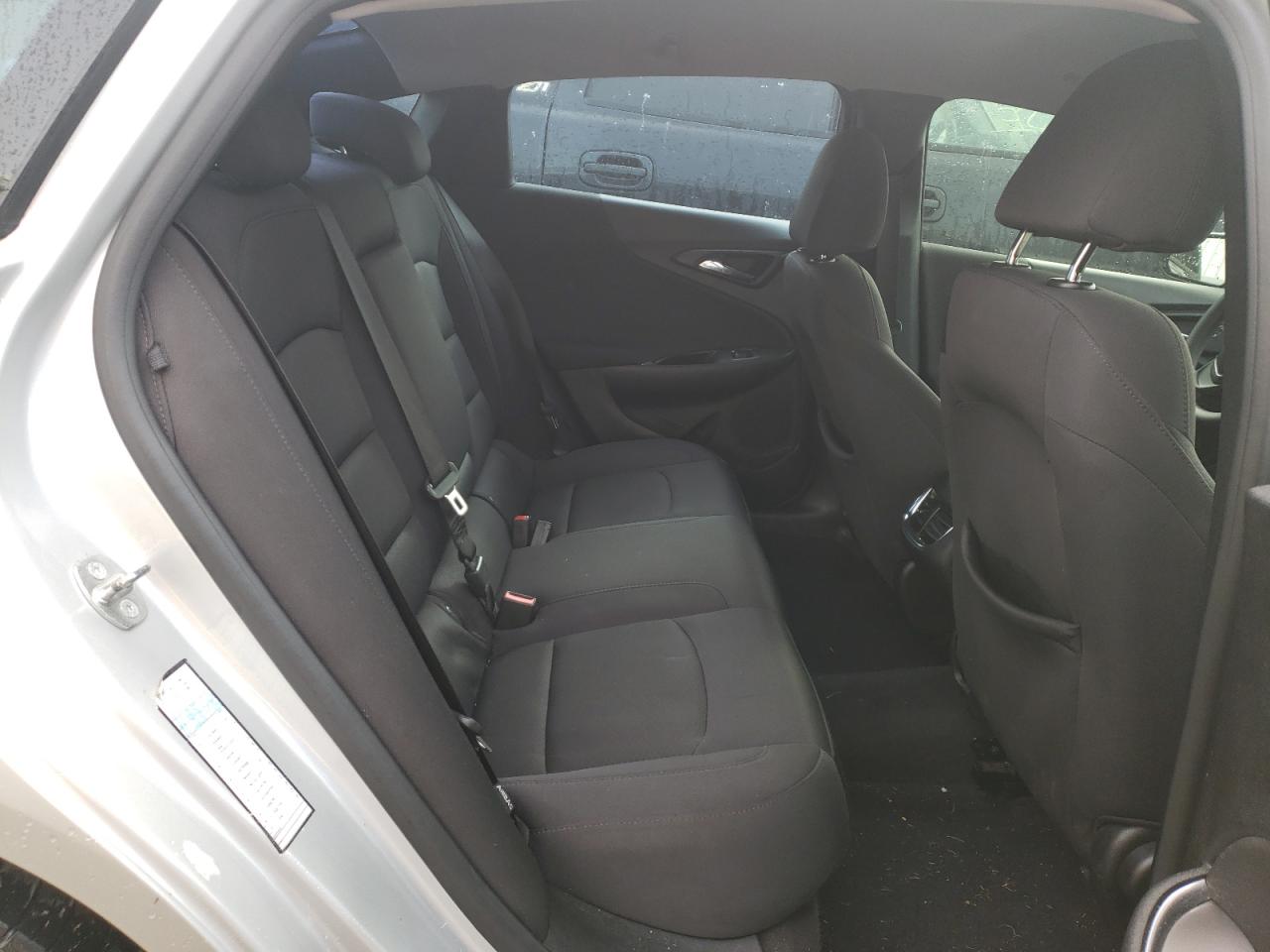 Photo 6 from auction – 2017 CHEVROLET MALIBU LT with VIN 1G1ZE5ST2HF175834