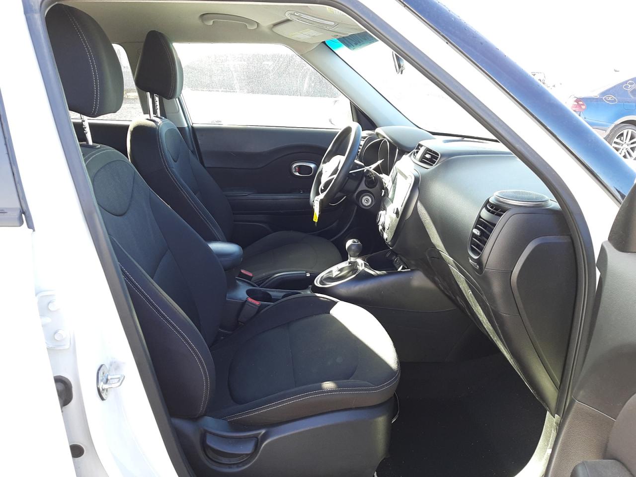 Photo 5 from auction – 2019 KIA SOUL with VIN KNDJN2A27K7694522