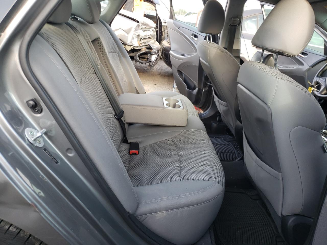Photo 6 from auction – 2013 HYUNDAI SONATA GLS with VIN 5NPEB4ACXDH787192