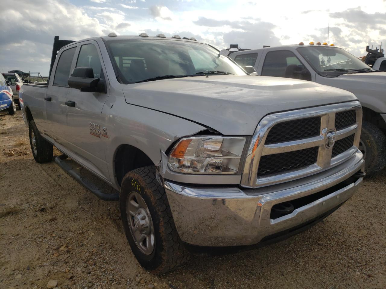 RAM 2500 ST 2017 with VIN 3C6UR5HL4HG780618 - Photo from auction