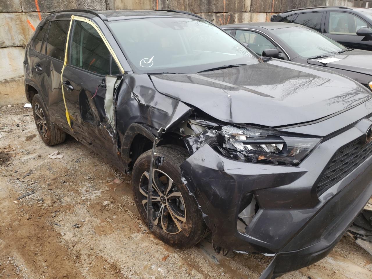 Photo 9 from auction – 2021 TOYOTA RAV4 LE with VIN 2T3H1RFV7MC109064