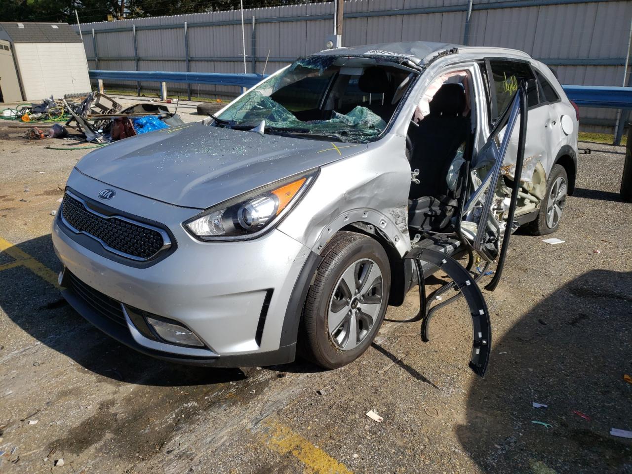 Photo 2 from auction – 2017 KIA NIRO EX with VIN KNDCC3LC2H5078306