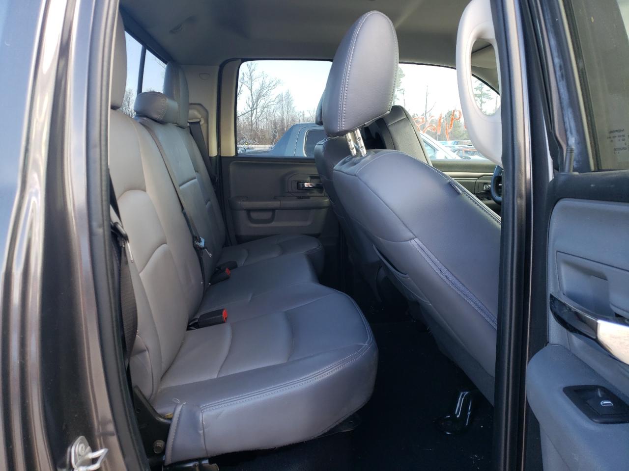 Photo 6 from auction – 2017 RAM 1500 SLT with VIN 1C6RR7GTXHS646756