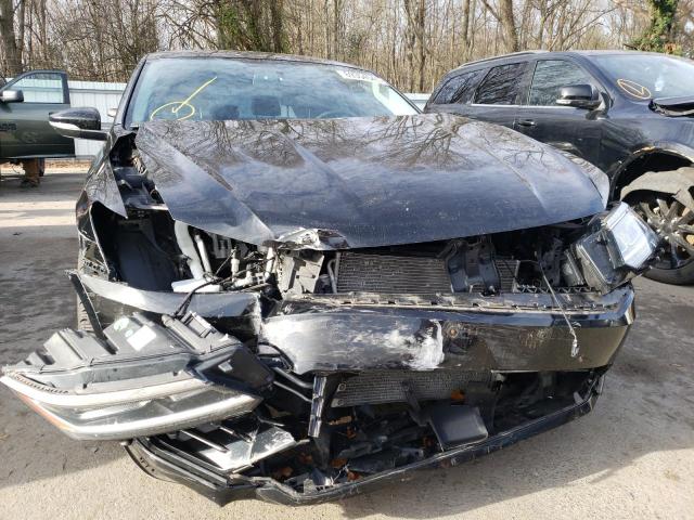 Photo 9 from auction – 2016 VOLKSWAGEN PASSAT S with VIN 1VWAT7A35GC049147