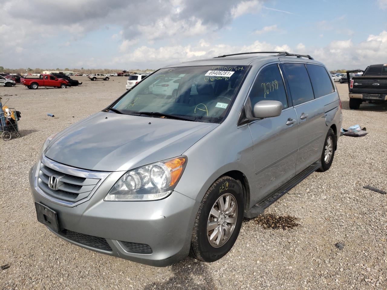 Photo 2 from auction – 2010 HONDA ODYSSEY EX with VIN 5FNRL3H67AB068890