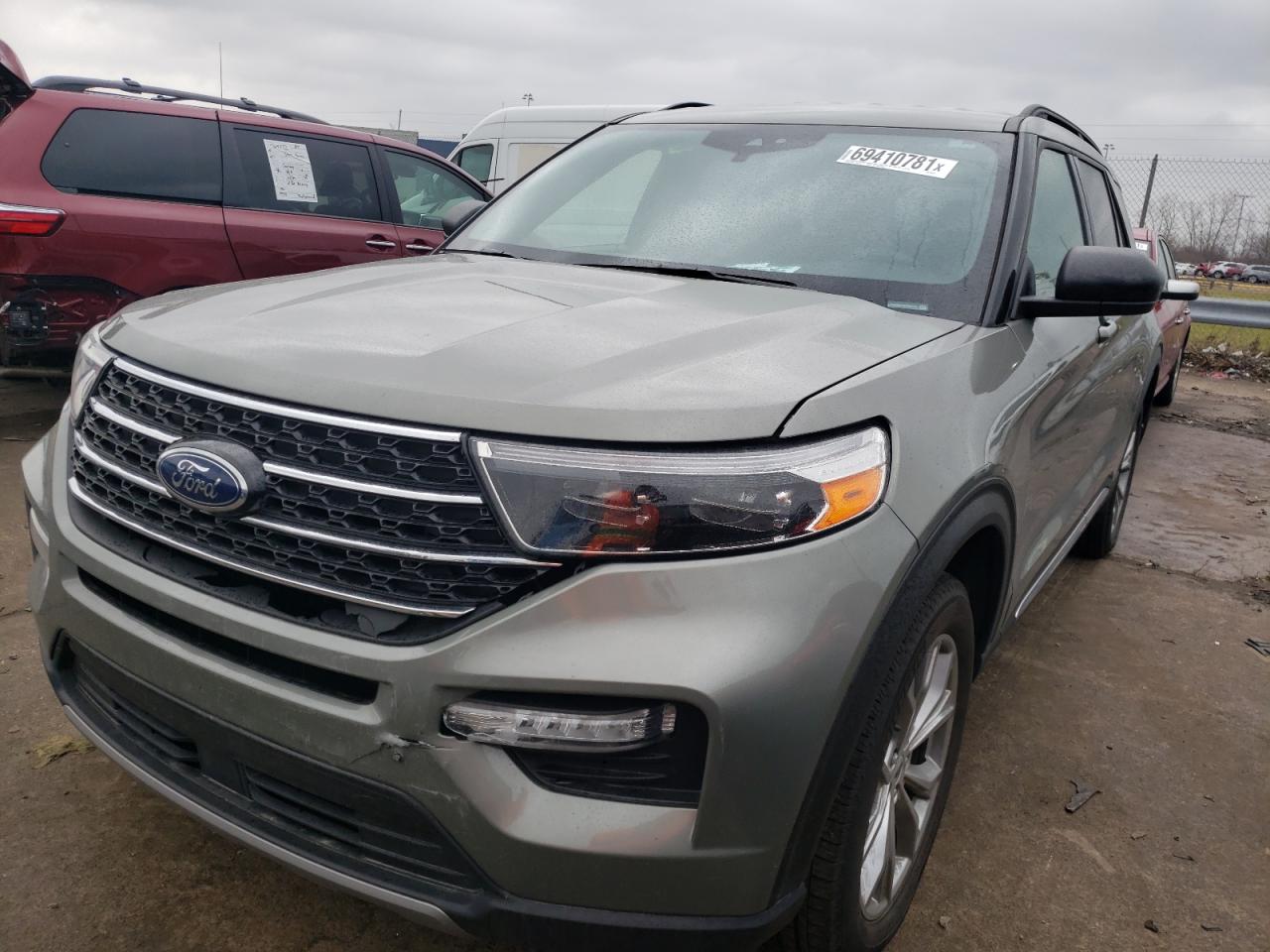 Photo 2 from auction – 2020 FORD EXPLORER X with VIN 1FMSK8DH5LGA69176