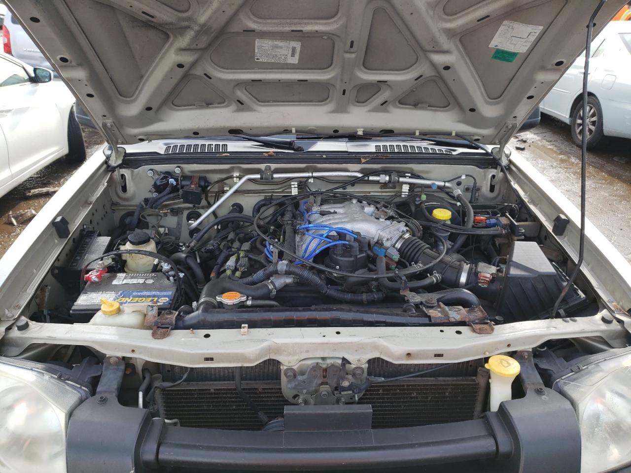 Photo 7 from auction – 2001 NISSAN FRONTIER C with VIN 1N6ED27Y01C357502