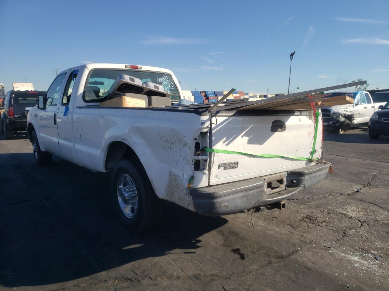 Photo 3 from auction – 2003 FORD F250 SUPER with VIN 3FTNX20L93MB45756
