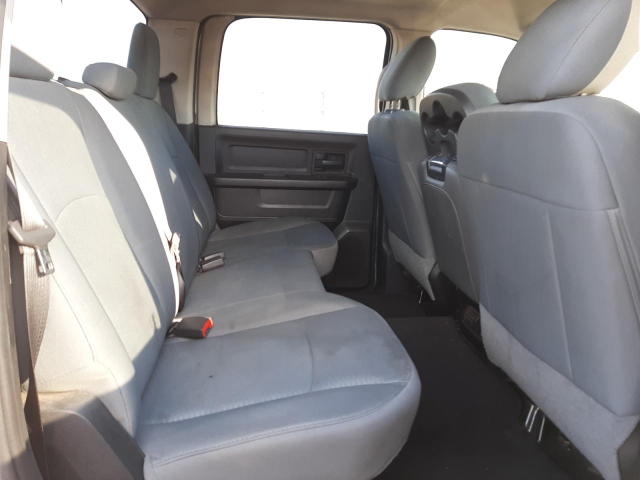Photo 6 from auction – 2015 RAM 1500 ST with VIN 1C6RR6KG5FS523979