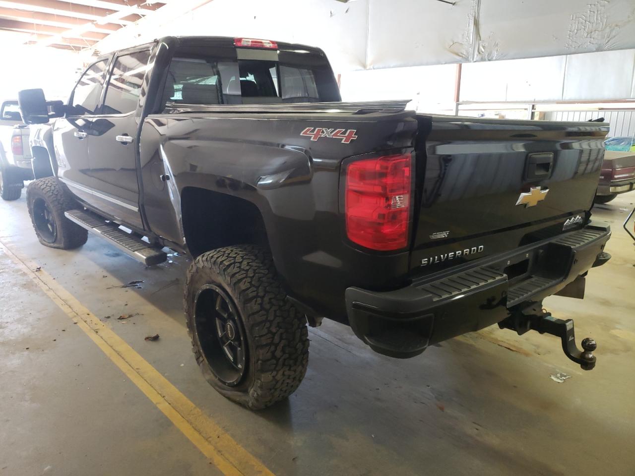 Photo 3 from auction – 2017 CHEVROLET SILVERADO with VIN 1GC1KXEY9HF101455
