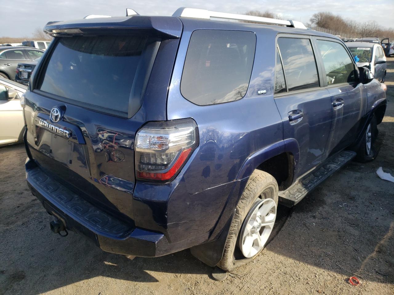 Photo 4 from auction – 2016 TOYOTA 4RUNNER SR with VIN JTEBU5JR0G5400527