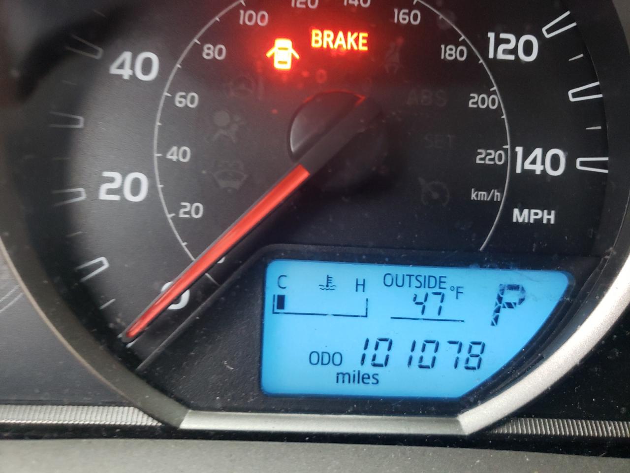 Photo 8 from auction – 2014 TOYOTA RAV4 LE with VIN 2T3BFREV5EW126227