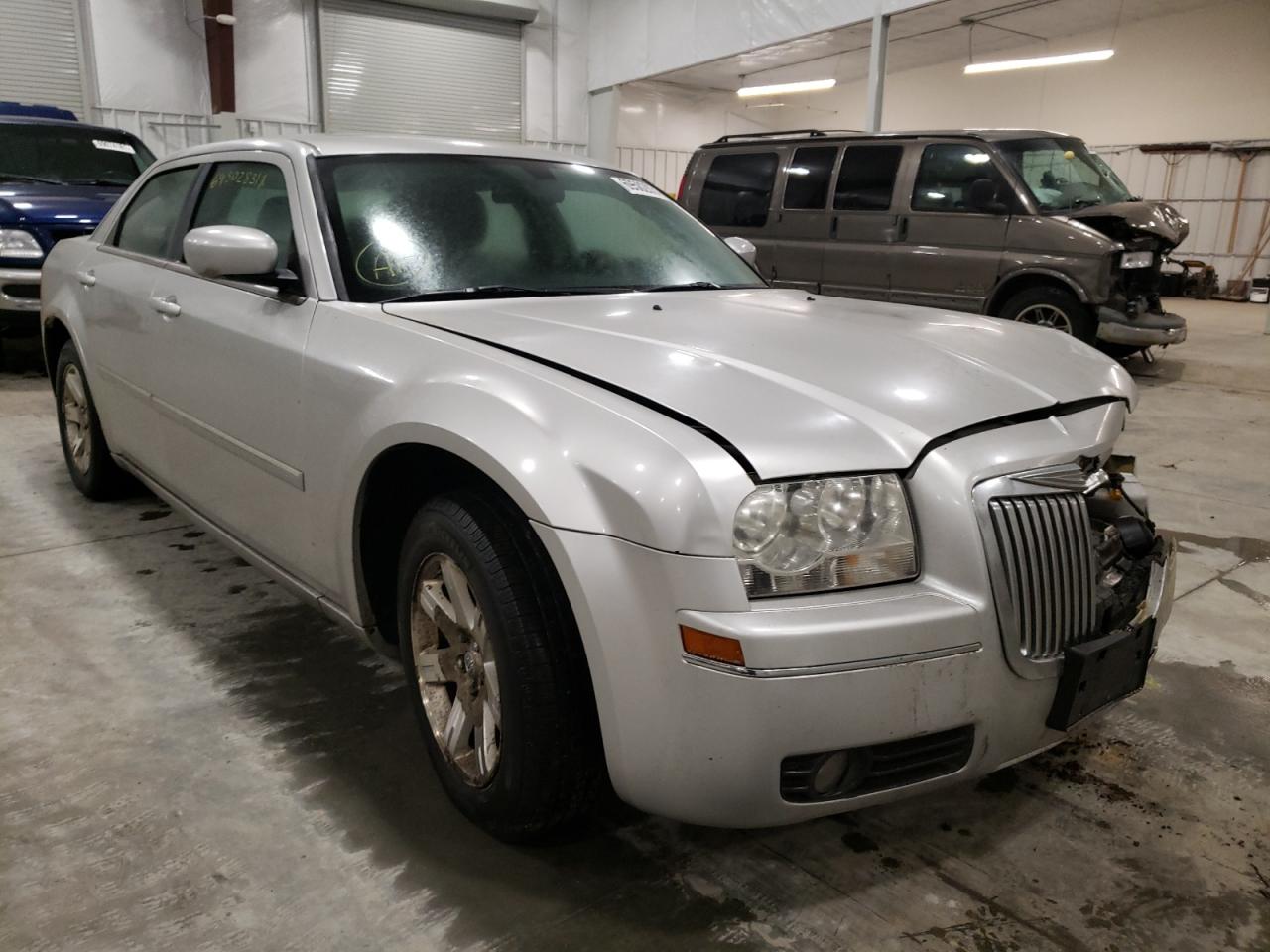 CHRYSLER 300 TOURIN 2007 with VIN 2C3KA53G37H828520 - Photo from auction