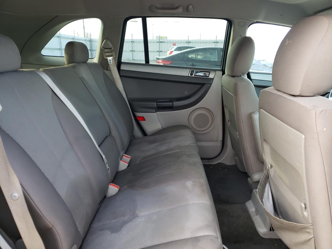 Photo 6 from auction – 2005 CHRYSLER PACIFICA with VIN 2C4GF48495R245355