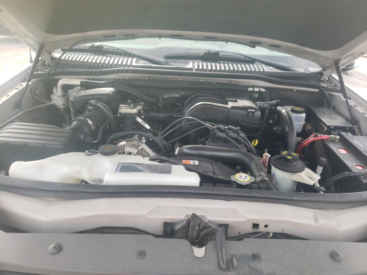 Photo 7 from auction – 2006 FORD EXPLORER X with VIN 1FMEU62E16UA82582