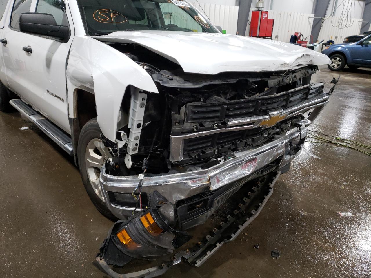 Photo 9 from auction – 2014 CHEVROLET SILVERADO with VIN 3GCUKREC4EG550789