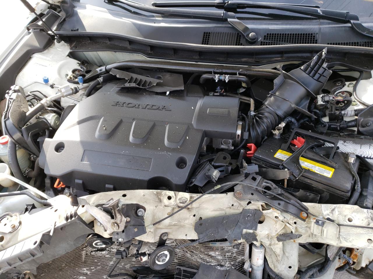 Photo 7 from auction – 2011 HONDA ACCORD CRO with VIN 5J6TF2H59BL007791