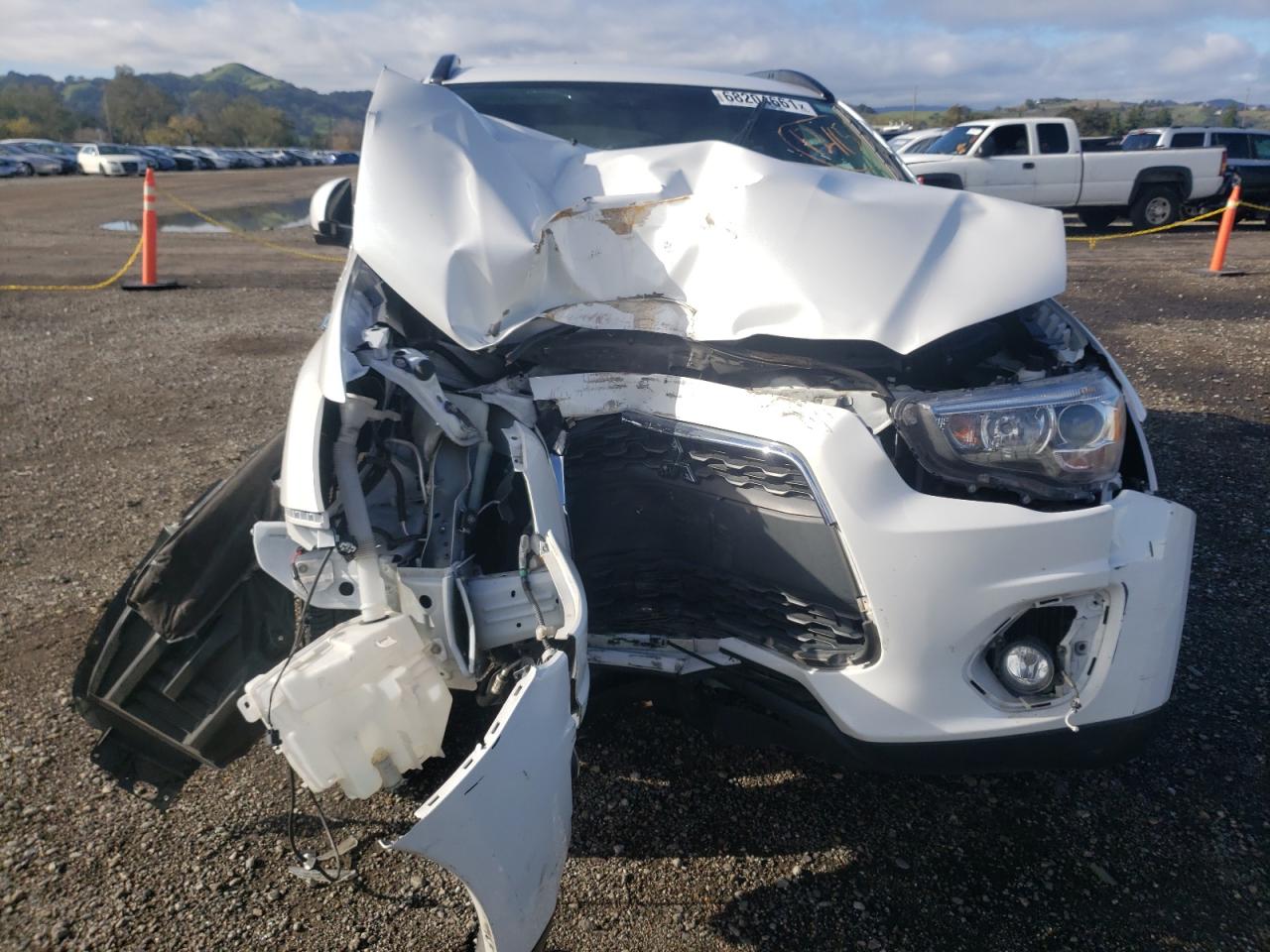 Zdjęcie 9 z aukcji – 2015 MITSUBISHI OUTLANDER z VIN 4A4AP4AW1FE037704