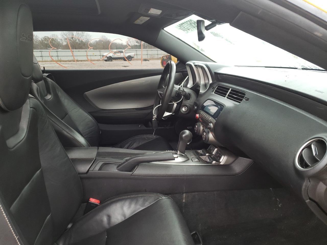 Photo 5 from auction – 2011 CHEVROLET CAMARO 2SS with VIN 2G1FK1EJ1B9100038