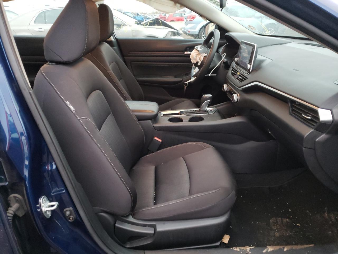 Photo 5 from auction – 2020 NISSAN ALTIMA S with VIN 1N4BL4BV4LC233467