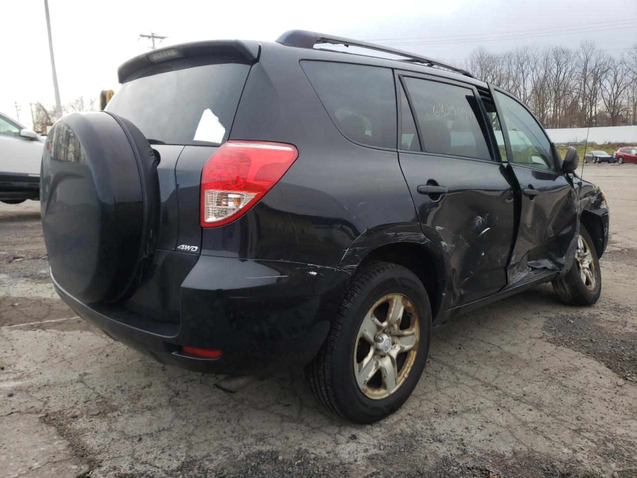 Photo 4 from auction – 2007 TOYOTA RAV4 with VIN JTMBD35V875095357