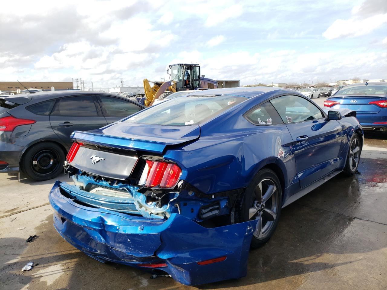 Photo 4 from auction – 2017 FORD MUSTANG with VIN 1FA6P8TH0H5329680