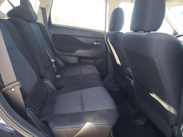 Photo 6 from auction – 2017 MITSUBISHI OUTLANDER with VIN JA4AD2A34HZ044002