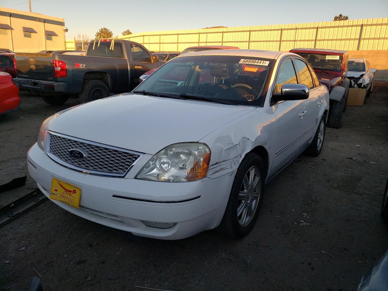 Photo 2 from auction – 2005 FORD FIVE HUNDR with VIN 1FAHP28125G101357