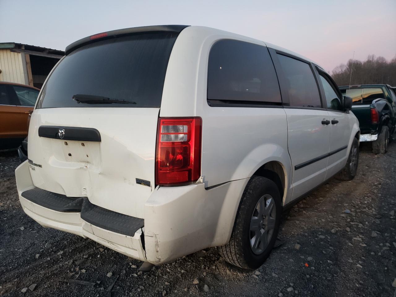 Photo 4 from auction – 2008 DODGE GRAND CARA with VIN 2D8HN44H18R127239