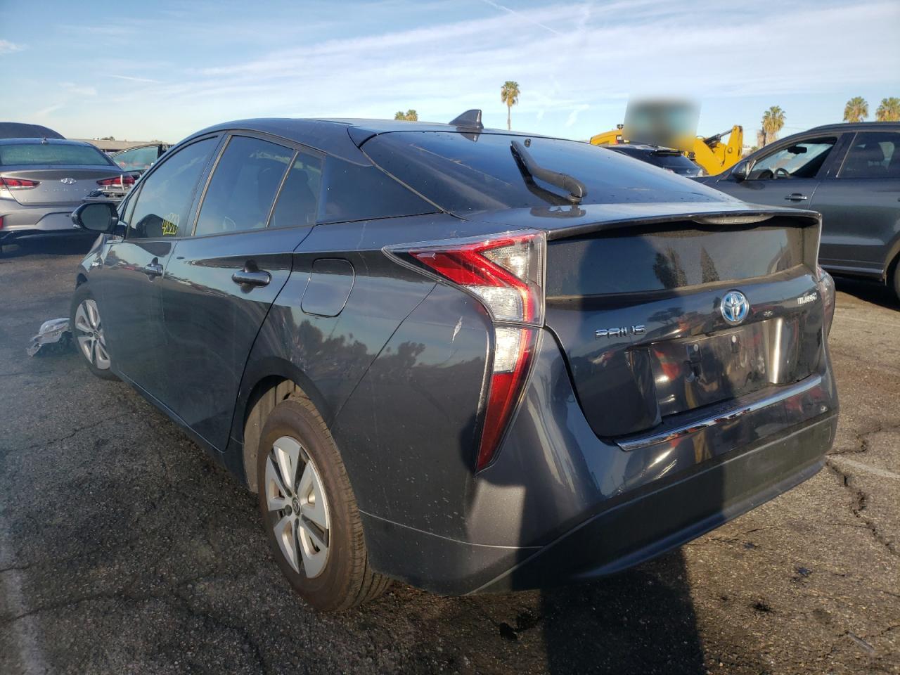 Photo 3 from auction – 2017 TOYOTA PRIUS with VIN JTDKARFU2H3038957