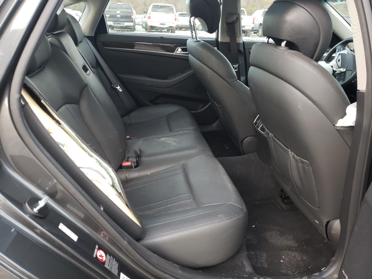 Photo 6 from auction – 2017 GENESIS G80 BASE with VIN KMHGN4JE2HU206566