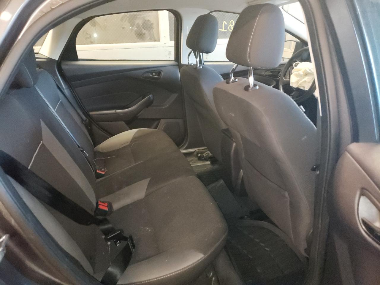 Photo 6 from auction – 2012 FORD FOCUS SE with VIN 1FAHP3K25CL374997