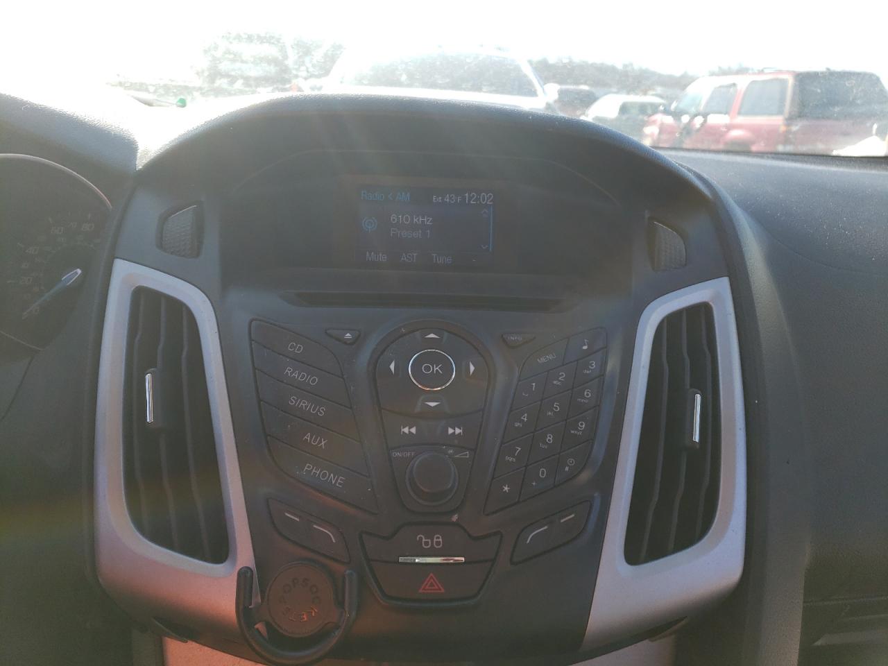 Photo 9 from auction – 2012 FORD FOCUS SE with VIN 1FAHP3K21CL415528