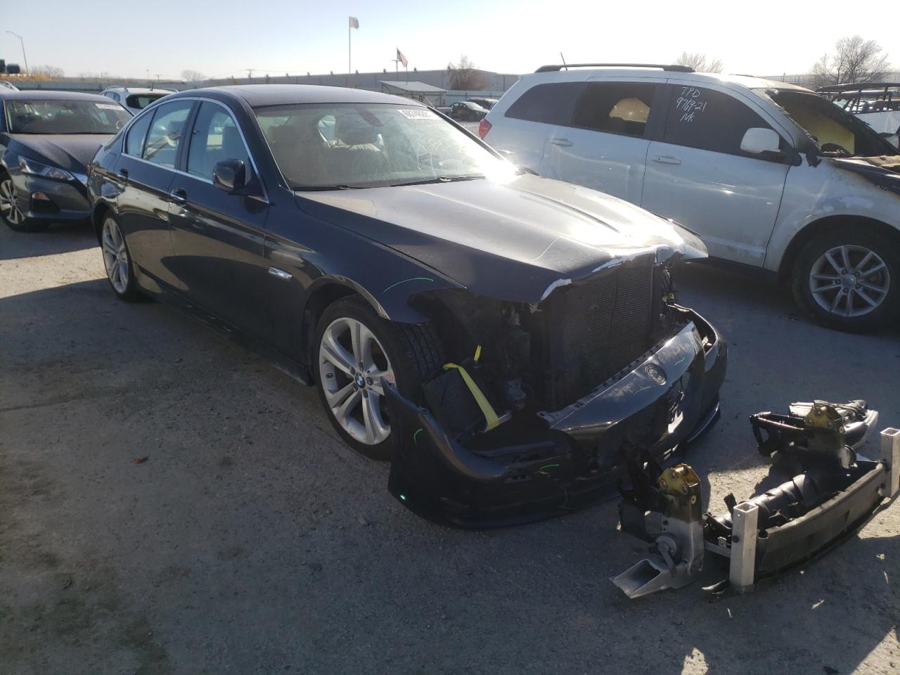 BMW 528 I 2012 with VIN WBAXG5C56CDX05880 - Photo from auction