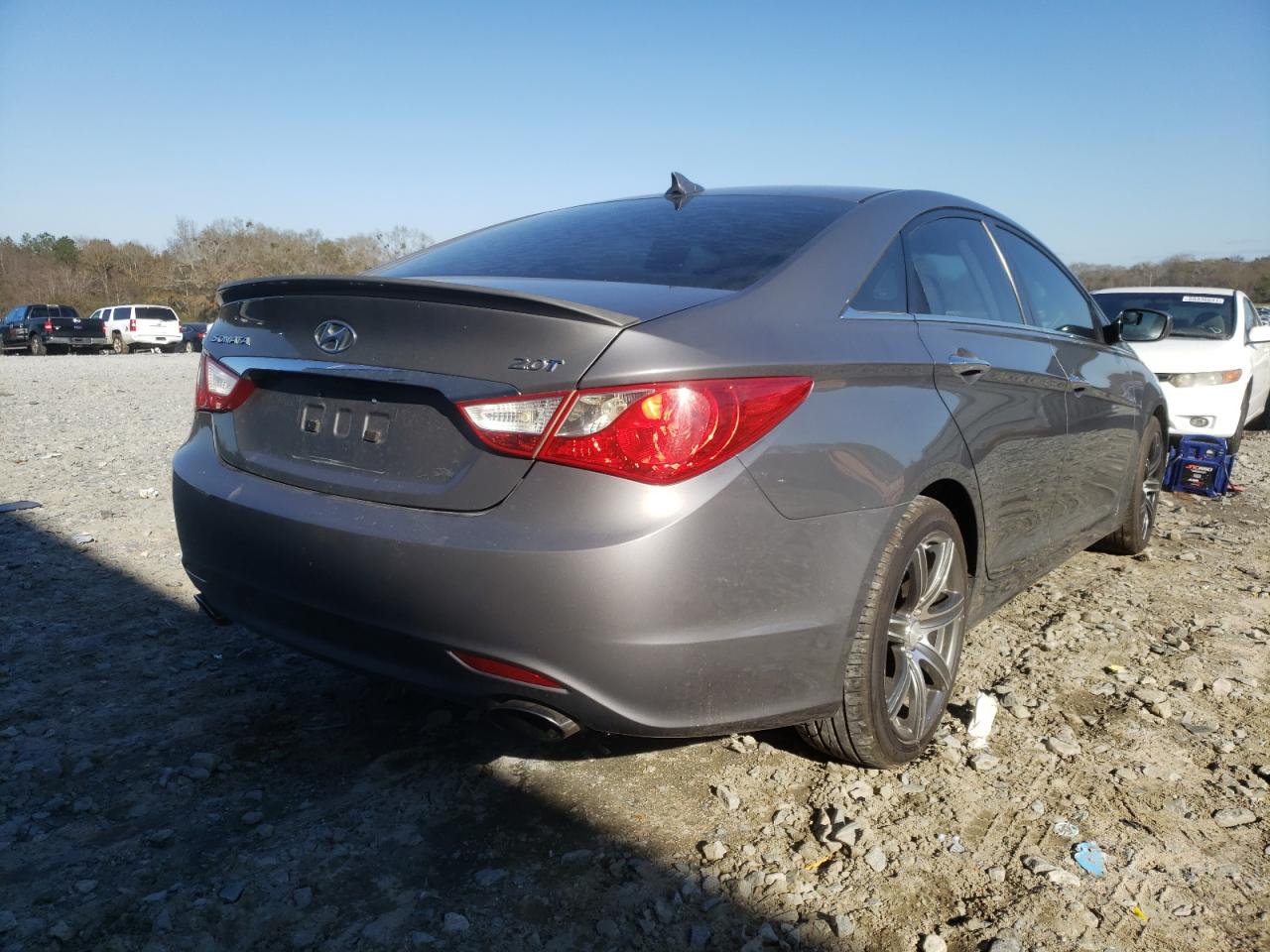 Photo 4 from auction – 2012 HYUNDAI SONATA SE with VIN 5NPEC4AB7CH431611