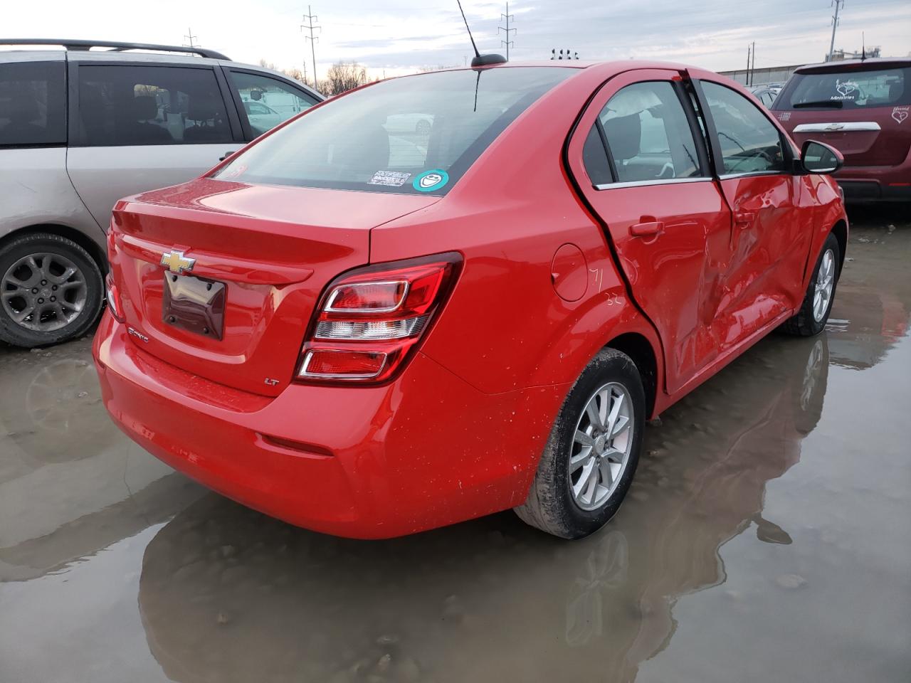 Photo 4 from auction – 2019 CHEVROLET SONIC LT with VIN 1G1JD5SB7K4109998