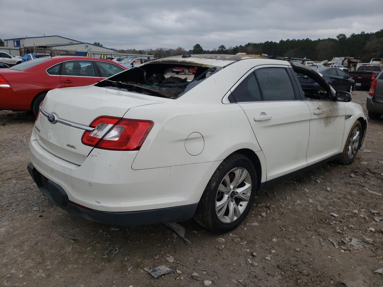 Photo 4 from auction – 2012 FORD TAURUS SEL with VIN 1FAHP2EW9CG124468