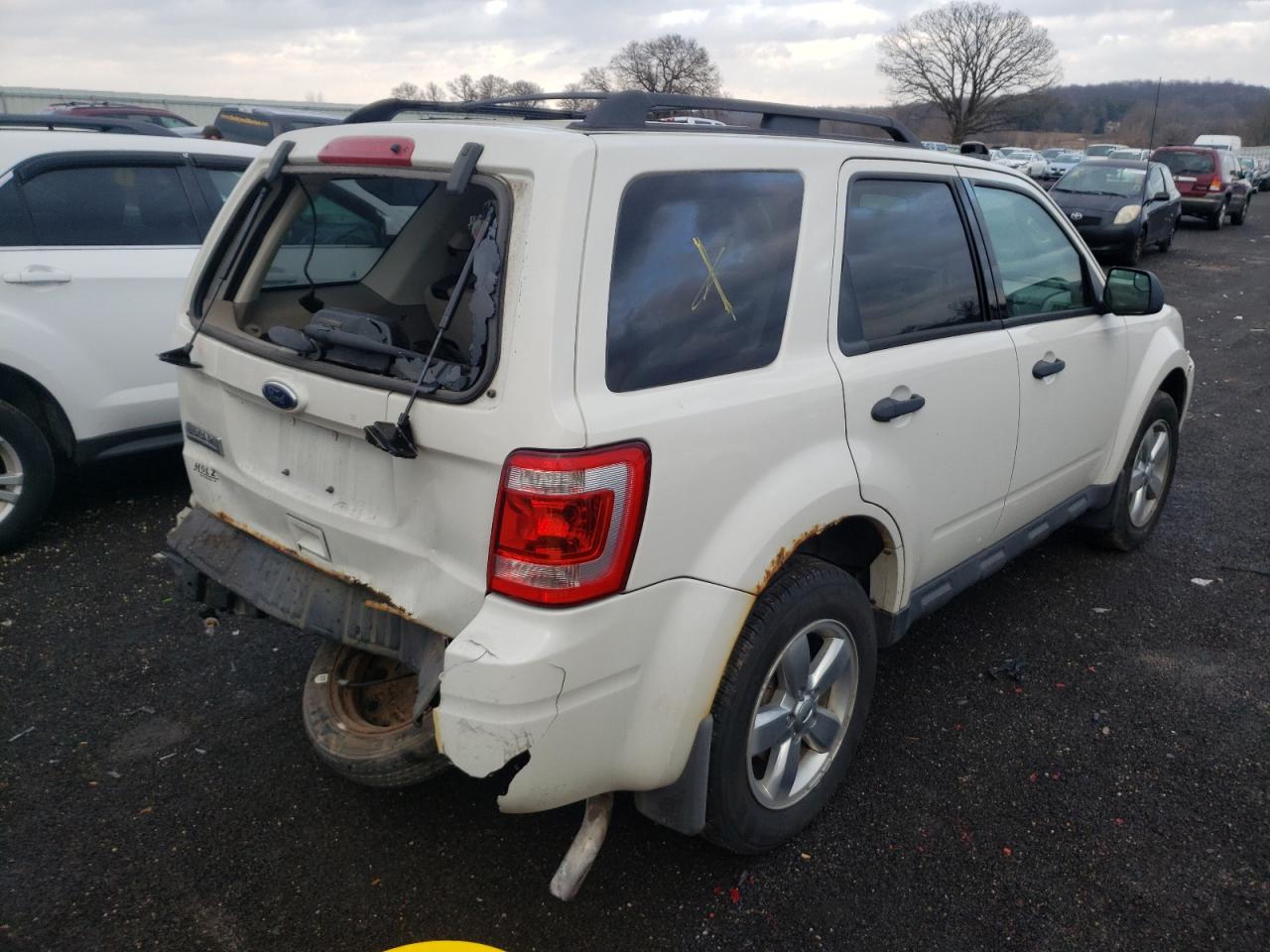 Photo 4 from auction – 2012 FORD ESCAPE XLT with VIN 1FMCU0D70CKC61660
