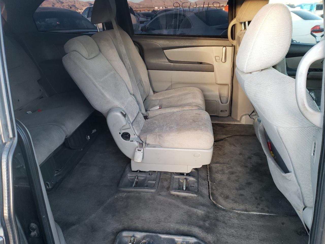 Photo 6 from auction – 2011 HONDA ODYSSEY EX with VIN 5FNRL5H42BB034870