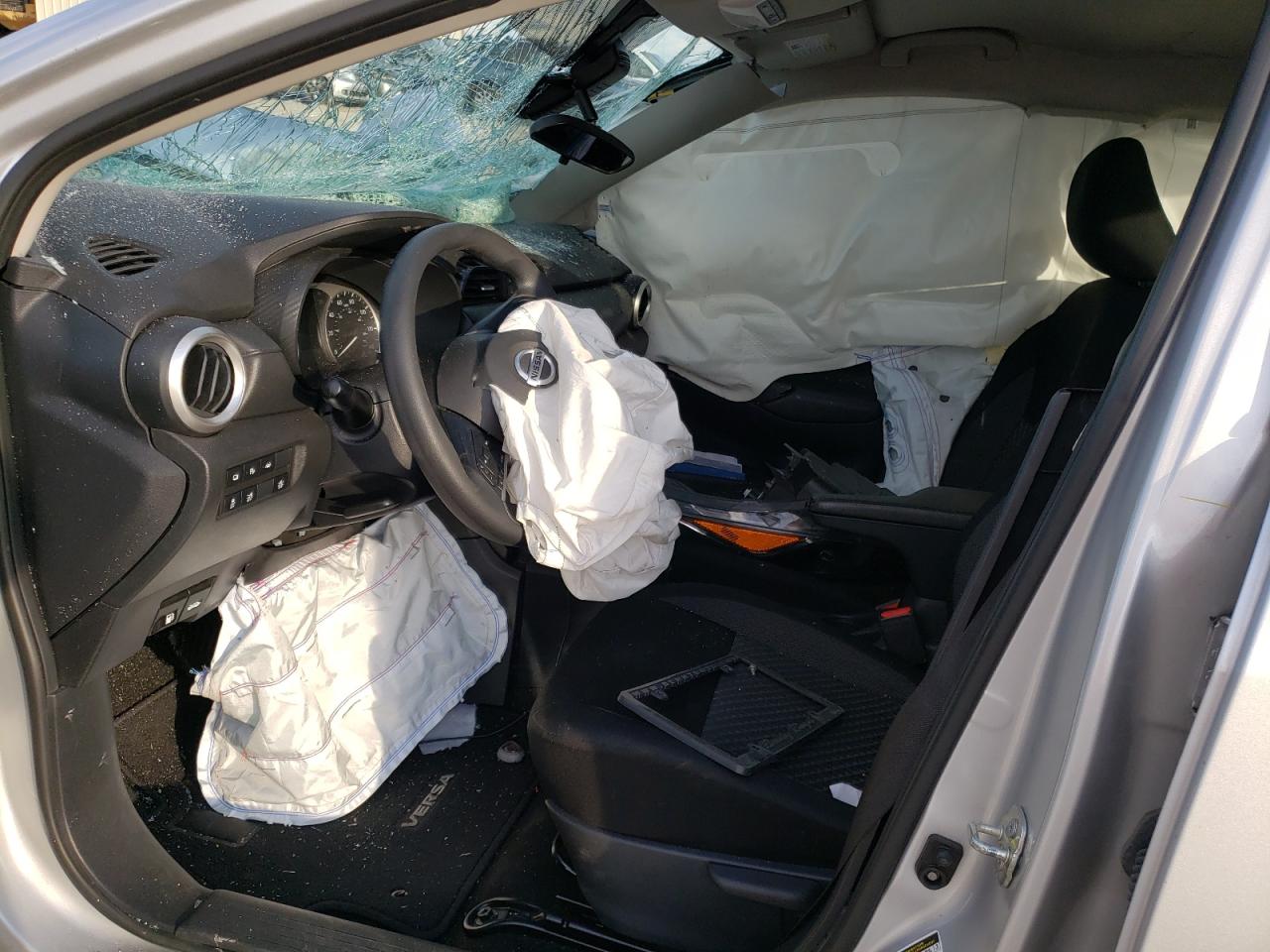 Photo 5 from auction – 2020 NISSAN VERSA S with VIN 3N1CN8DV4LL833216