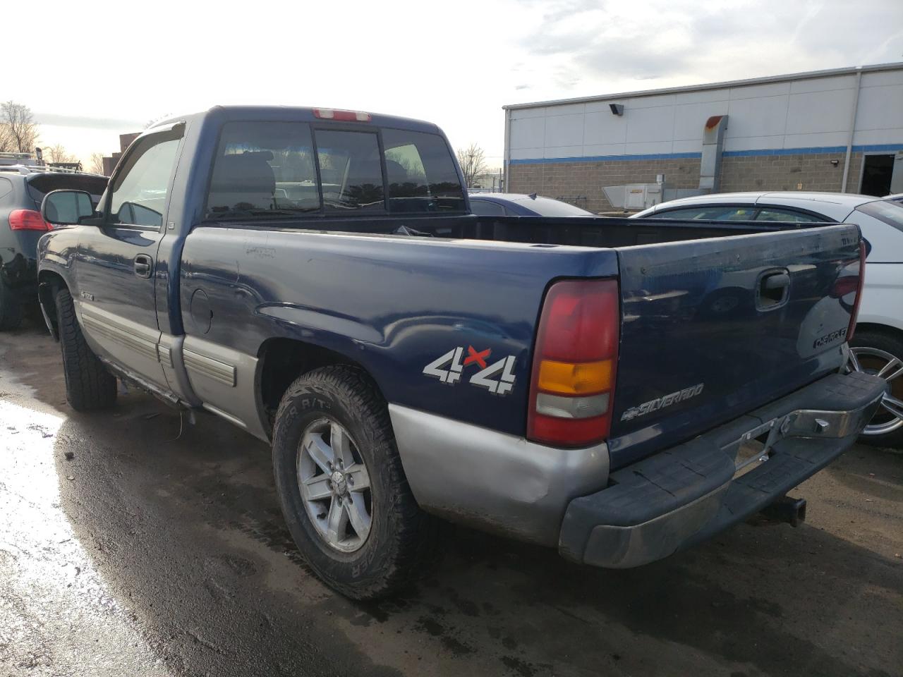 Photo 3 from auction – 2000 CHEVROLET SILVERADO with VIN 1GCEK14W0YZ294804