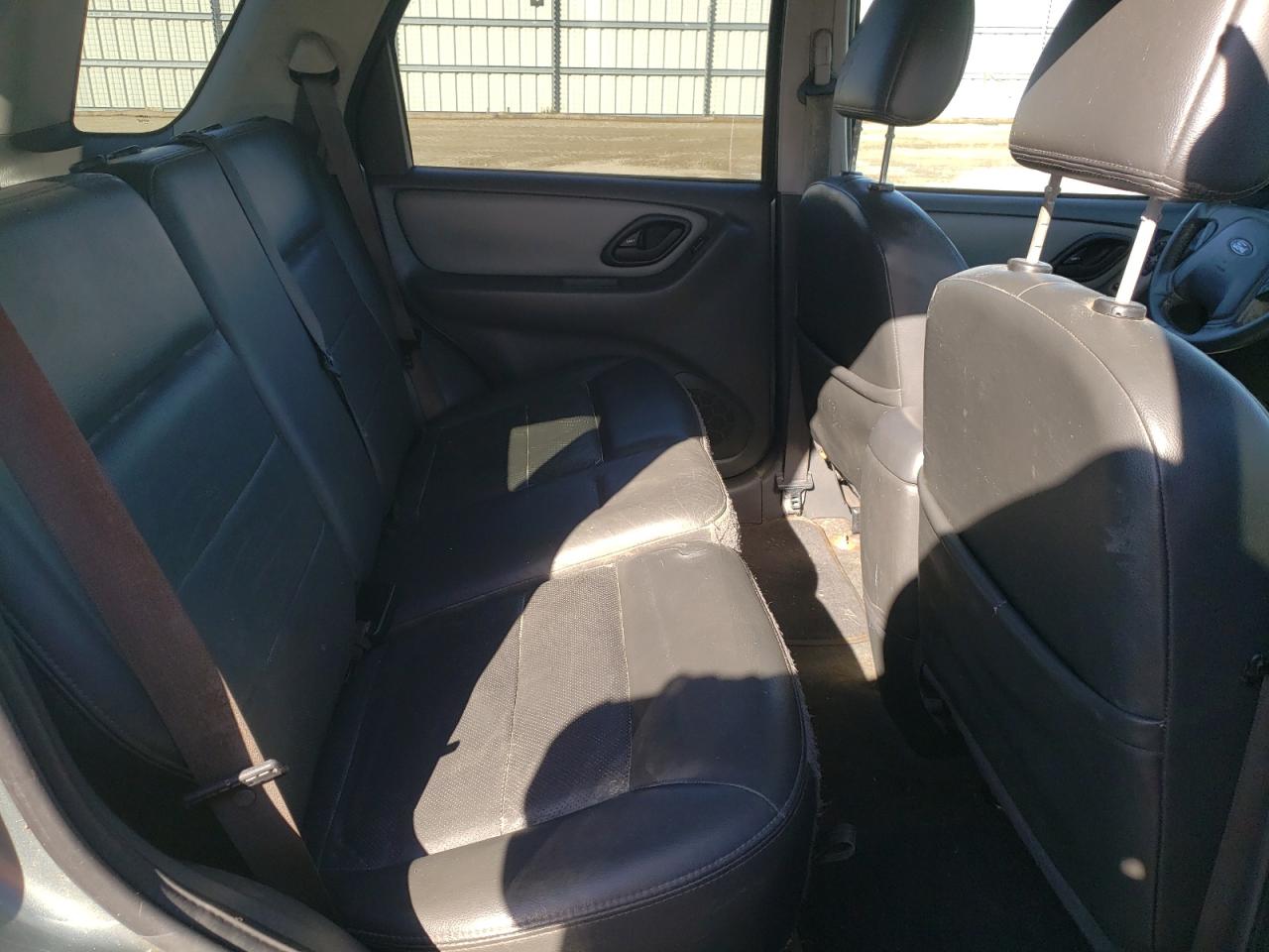 Photo 6 from auction – 2006 FORD ESCAPE HEV with VIN 1FMCU96H76KB21068