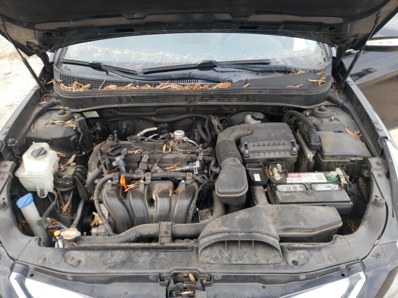 Photo 7 from auction – 2011 HYUNDAI SONATA SE with VIN 5NPEC4ACXBH225660