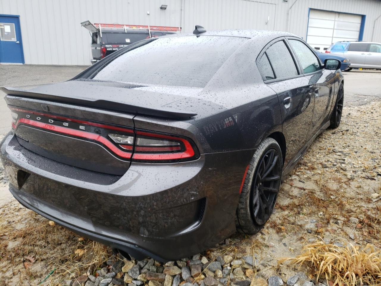Photo 4 from auction – 2017 DODGE CHARGER R/ with VIN 2C3CDXGJXHH528942